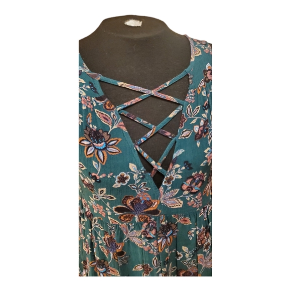 SUMMER DRESS, SIZE S GREEN FLORAL  ADORABLE - Picture 4 of 8